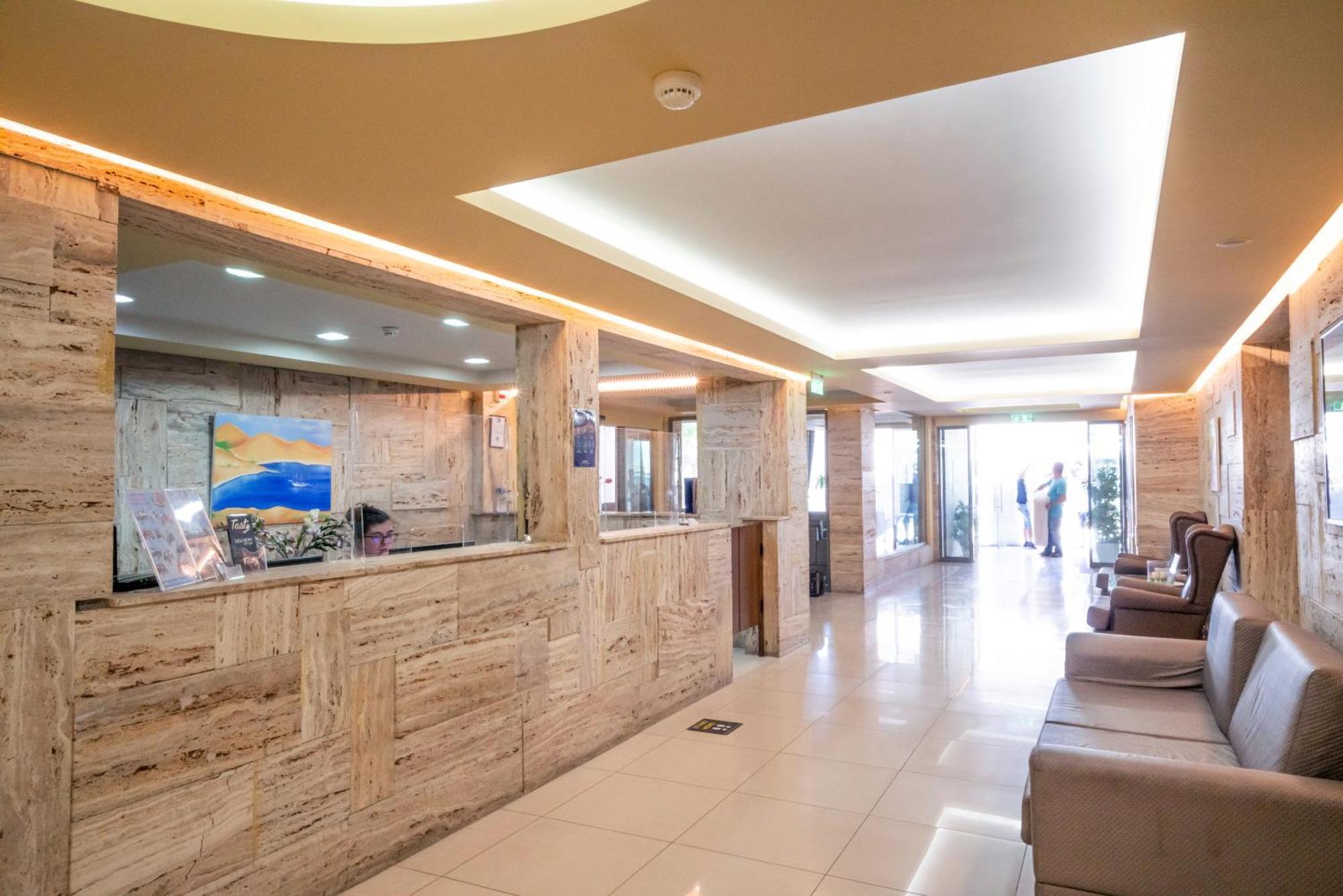 Hotel Olympion Потос Екстериор снимка