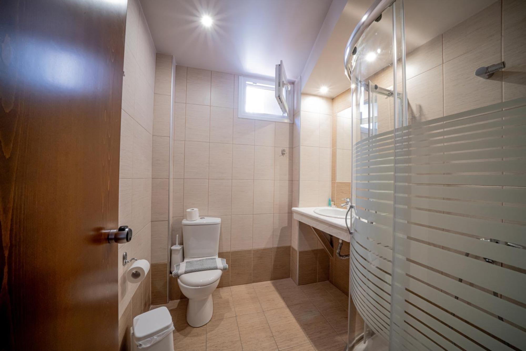 Hotel Olympion Потос Екстериор снимка